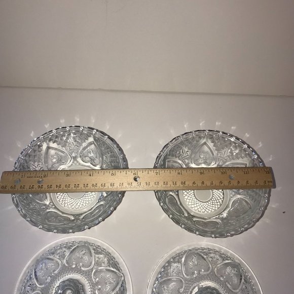 2 KIG Malaysia Hearts and Roses Fleur-de-lis Lidded Candy Nut Potpourri Dish Vin - Picture 3 of 8